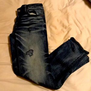 American Eagle blue jeans